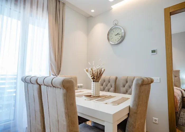 아파트 Albatros Lux *